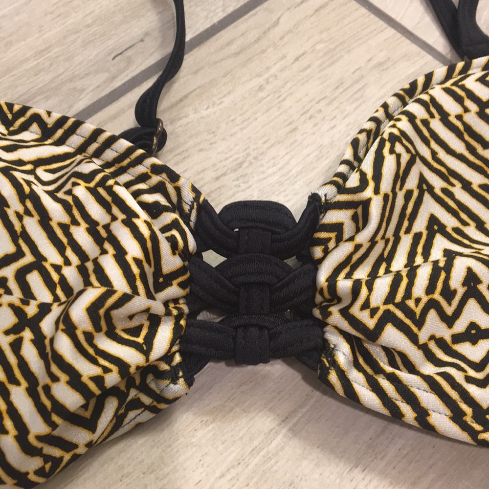 MinkPink Geometric Print Bikini - Picture 3 of 7